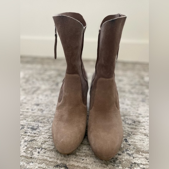 UGG Athena High Heeled Boots Size 9 Brown Beige Leather Suede - Picture 6 of 10